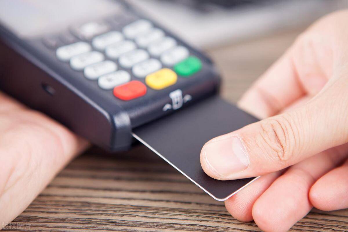 搭建跨境独立站,选择Shopify还是WooCommerce?一篇文章讲清楚